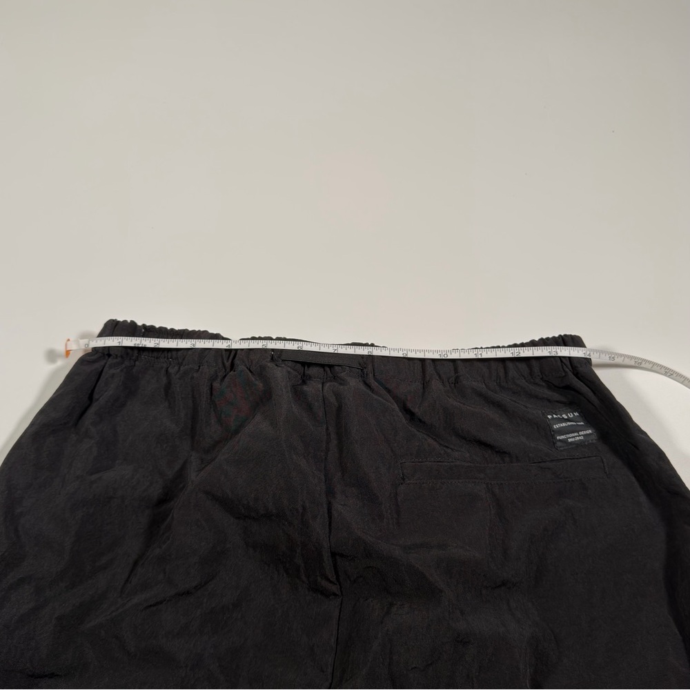 PacSun Women's‎ Black Windbreaker Cargo Pants Size Medium - Picture 12 of 12